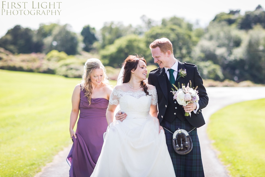 bridesmaid, wedding couple, Dundas Castle wedding photography. Edinburgh wedding photography by First Light Photography