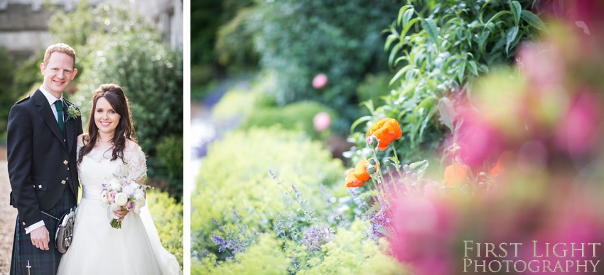 wedding flowers, wedding couple, Dundas Castle wedding photography. Edinburgh wedding photography by First Light Photography