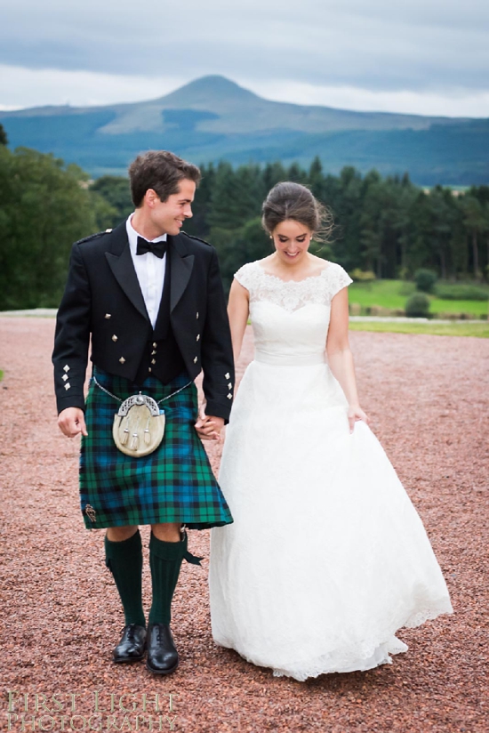 Wedding couple, wedding dress 