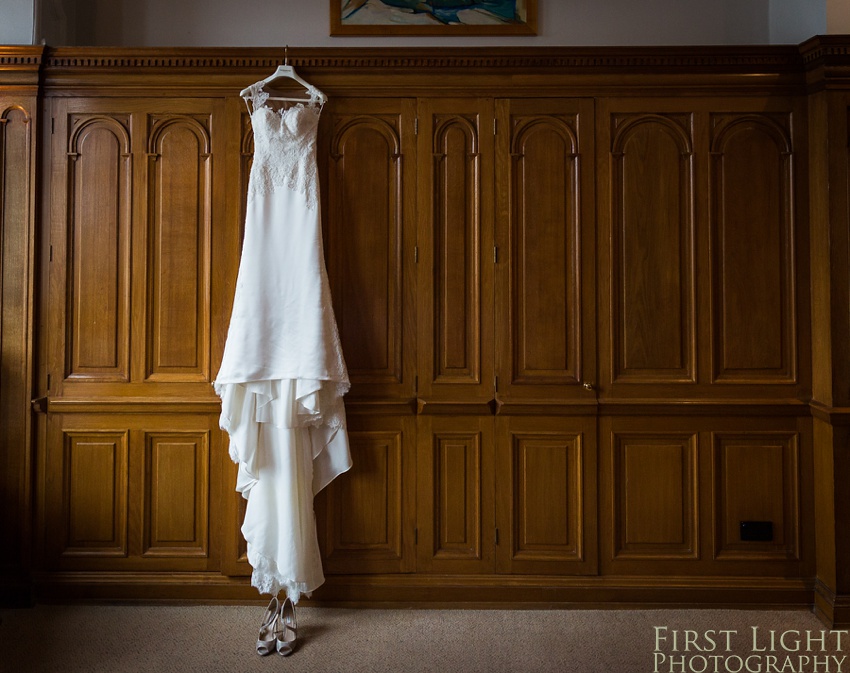 Royal College of Physicians, Scotsman Hotel, Edinburgh Wedding, Wedding Photographer, Edinburgh Wedding Photographer, Scotland, Copyright: First Light Photography