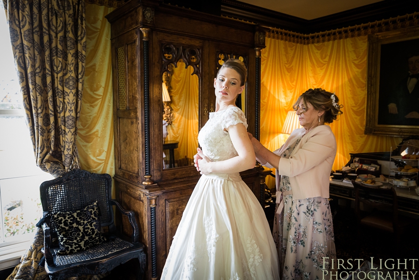 May Wedding, Prestonfied House Edinburgh, Edinburgh Wedding Photographer, Scotland, Copyright: First Light Photography, Scotland