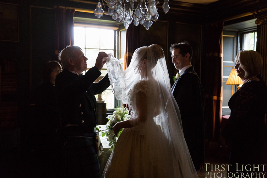 May Wedding, Prestonfied House Edinburgh, Edinburgh Wedding Photographer, Scotland, Copyright: First Light Photography, Scotland