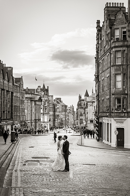 Signet Library Wedding, Edinburgh, Edinburgh Wedding Photographer, Scotland. Copyright: First Light Photography