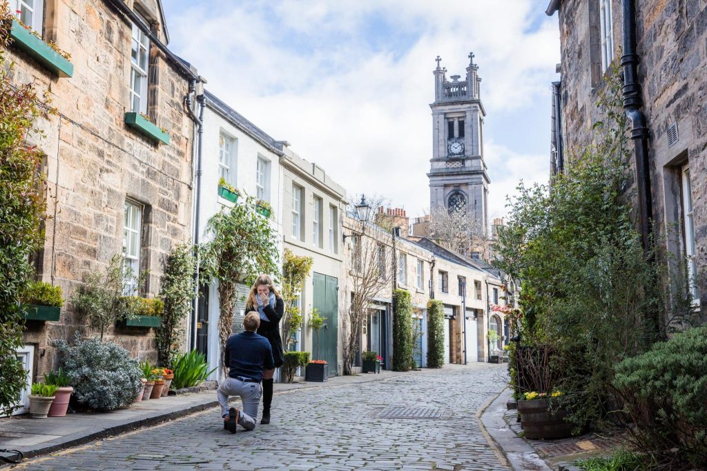 Wedding Proposal photography in Circus Lane, Edinburgh